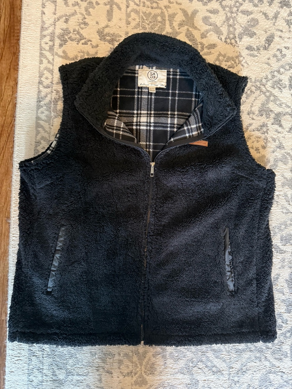 Black Sherpa Zip-Up Vest - never worn